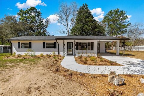 Photo of 2818 NE 25th Court, Ocala, FL 34470 (MLS # OM720499)