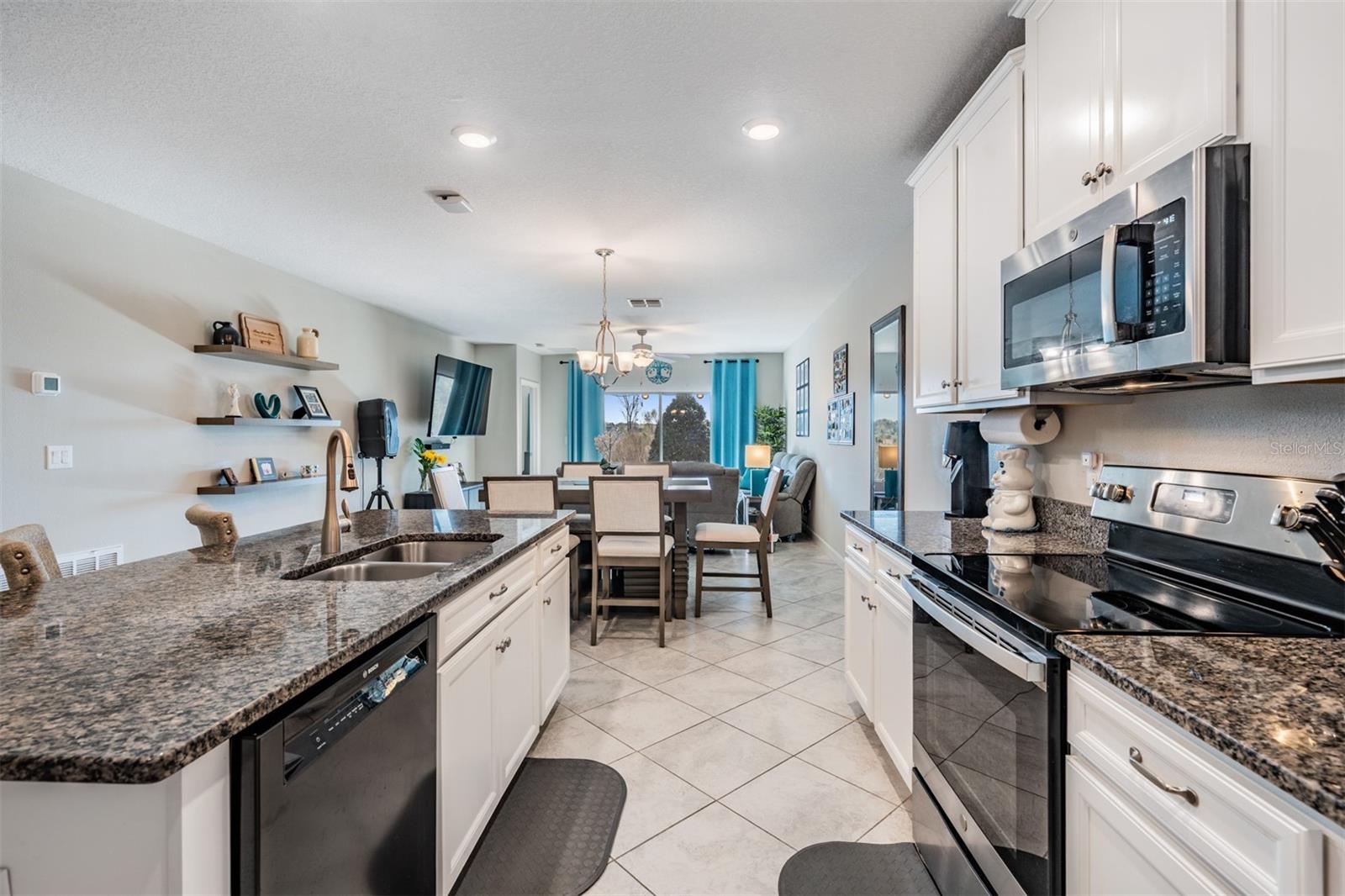 MIRADA ACTIVE ADULT - Residential