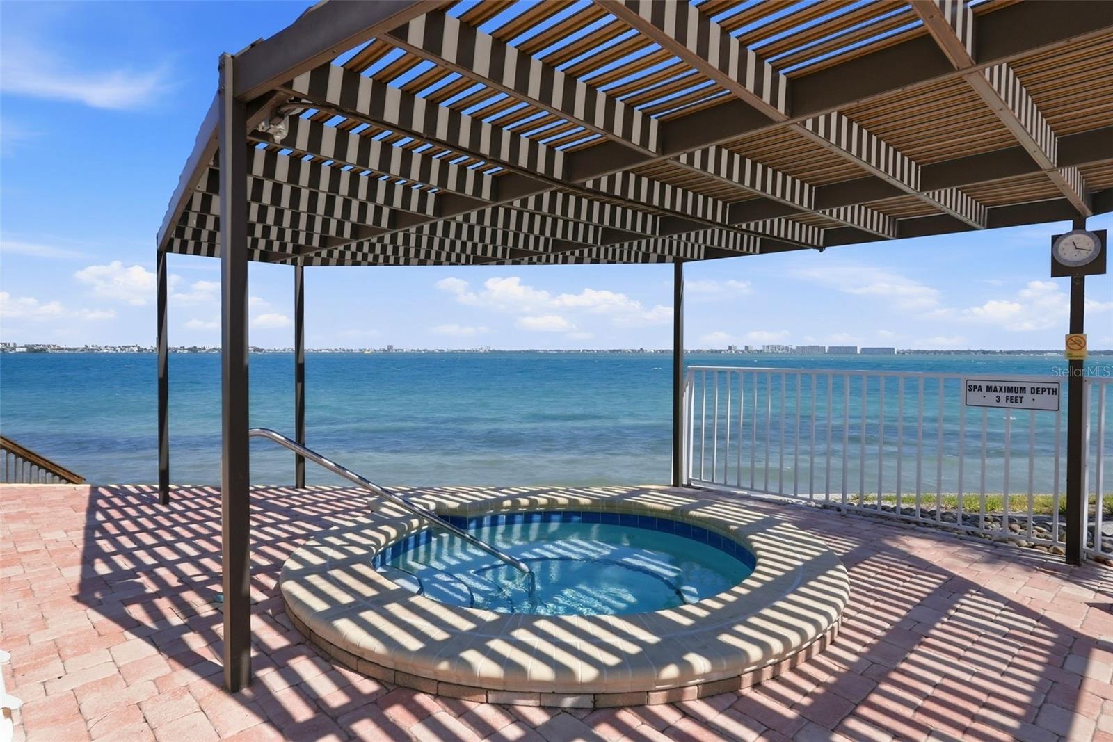 CASA DEL MAR CONDO II - Residential