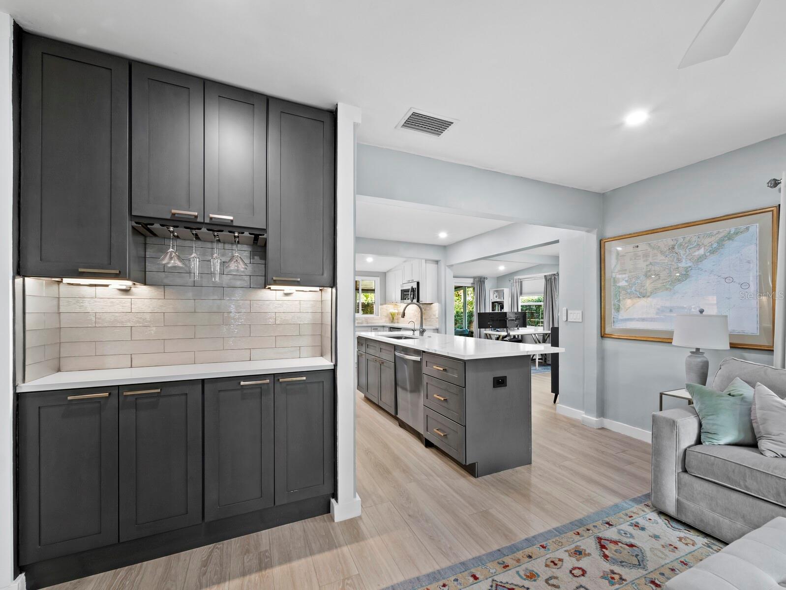 2421 PROSPECT STREET