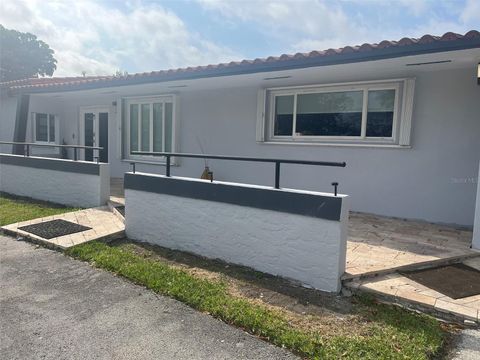 Photo of 9260 SW 164th Street, Palmetto Bay, FL 33157 (MLS # O6392776)