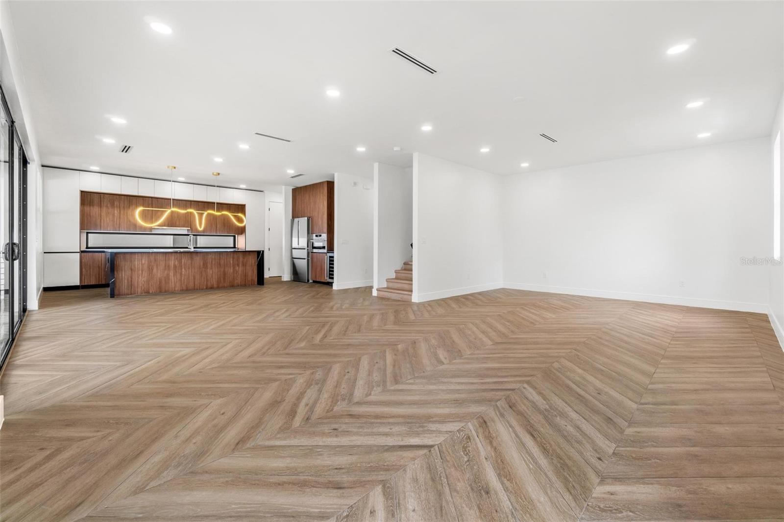 401 PARK BOULEVARD