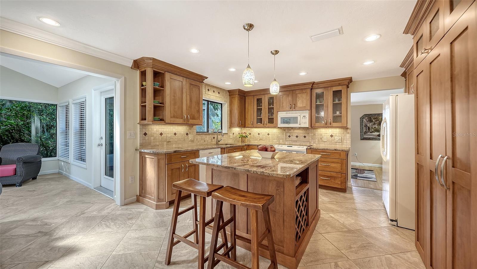 SIESTA COVE SUB - Residential