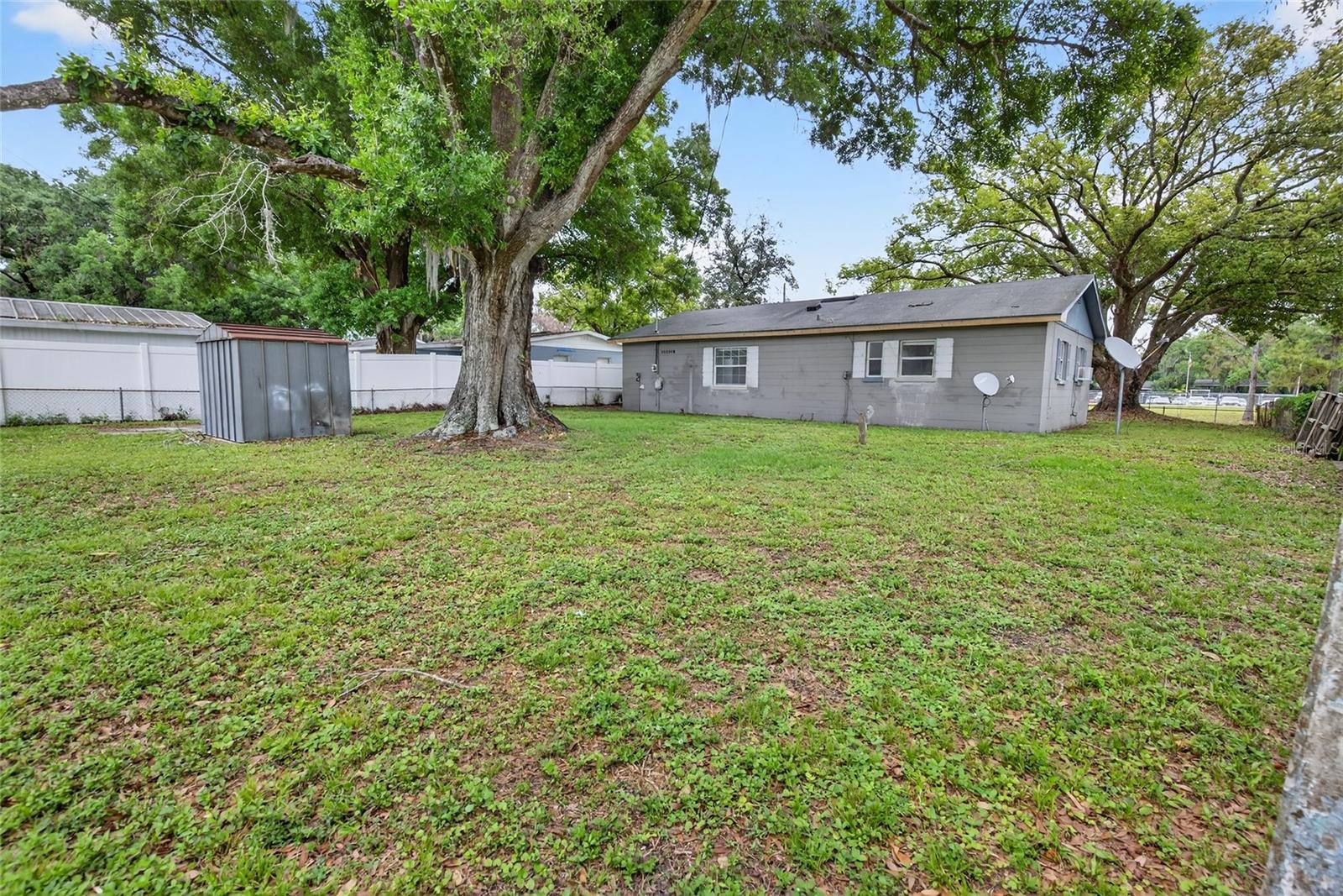 WOODLAND ESTATES - Residential