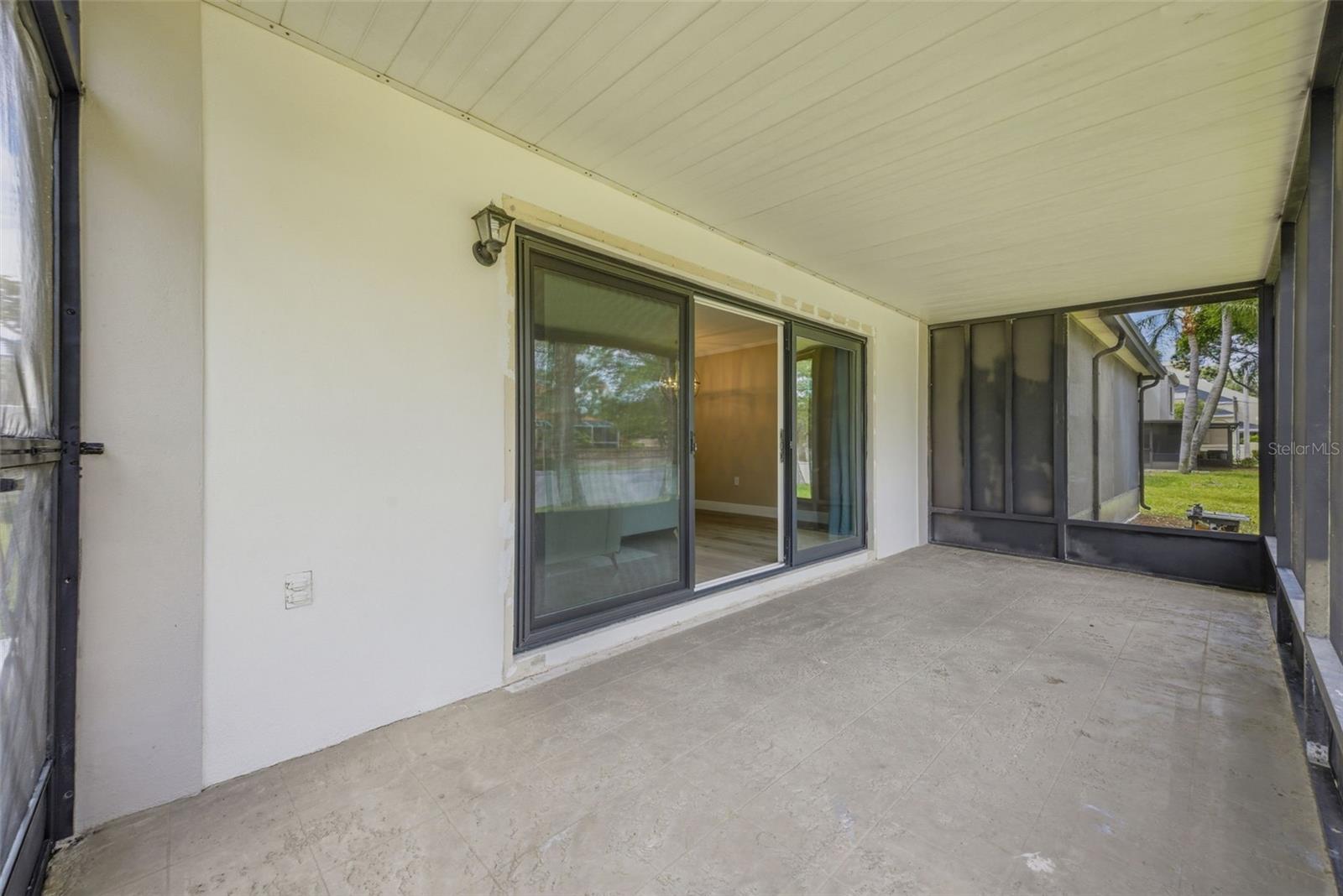 BORDEAUX VILLAGE - Residential