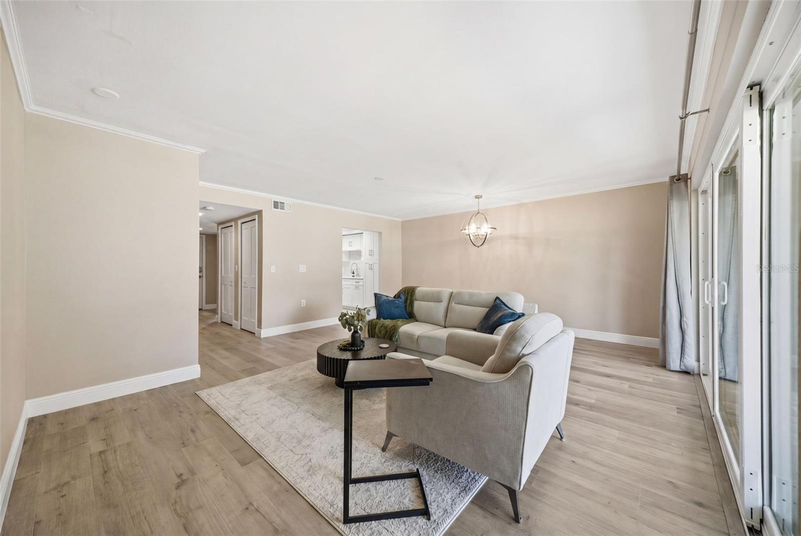 BORDEAUX VILLAGE - Residential