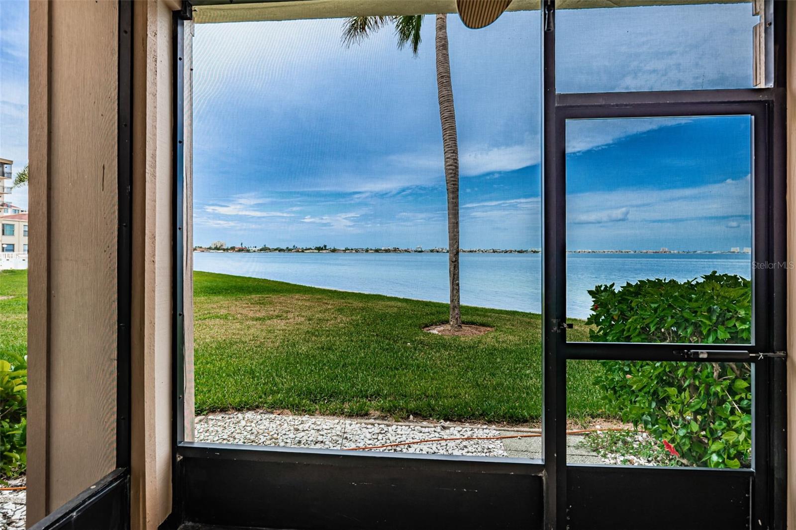 6145 SUN BOULEVARD 107
