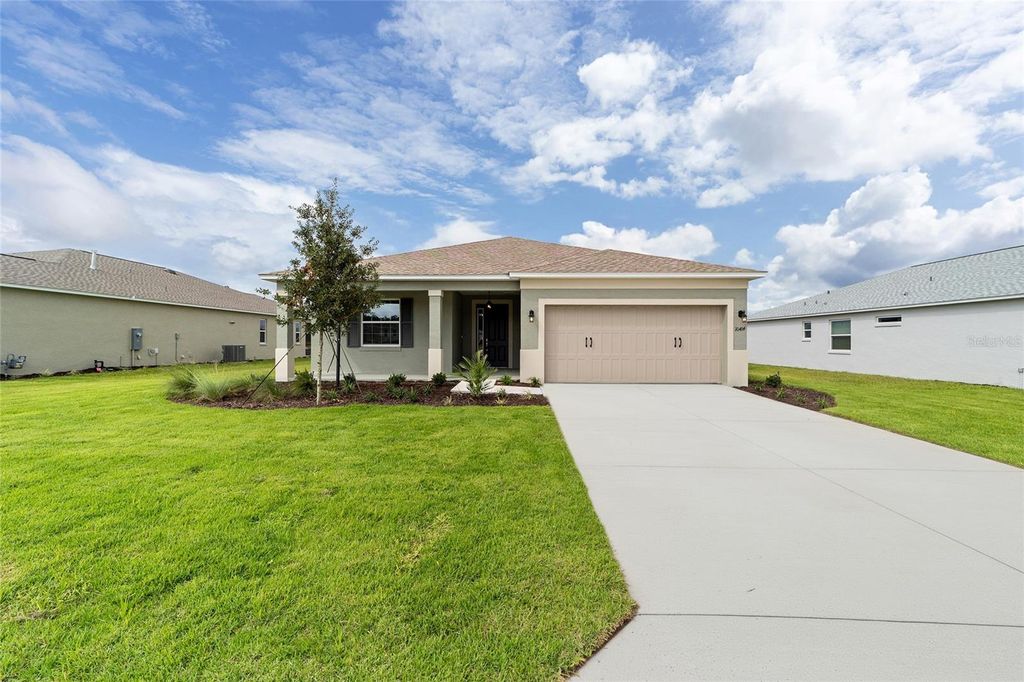 Photo of 10414 SW 105th Terrace, Ocala, FL 34481 (MLS # OM711538)