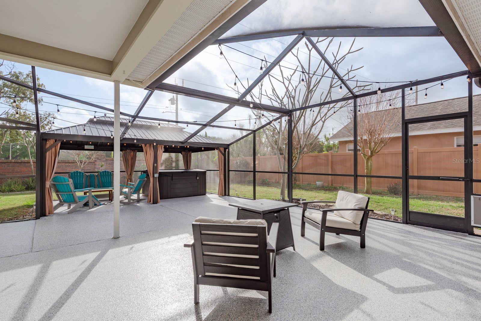 PIPERS MEADOW - Residential