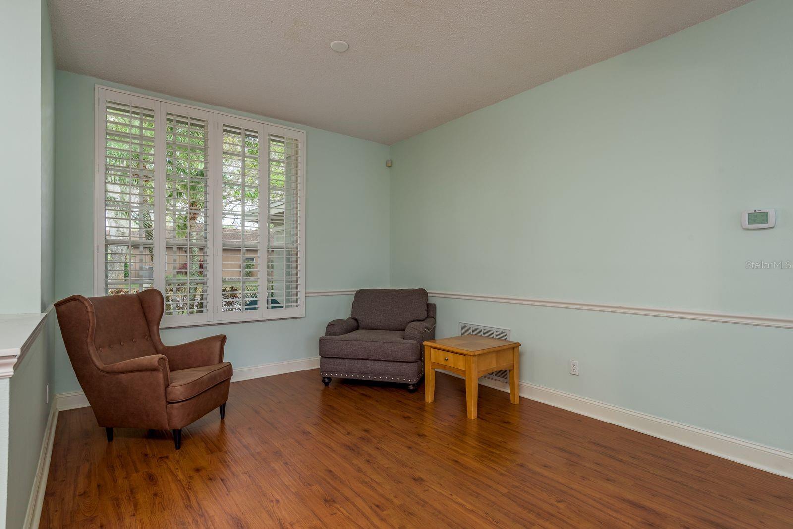 PIPERS MEADOW - Residential