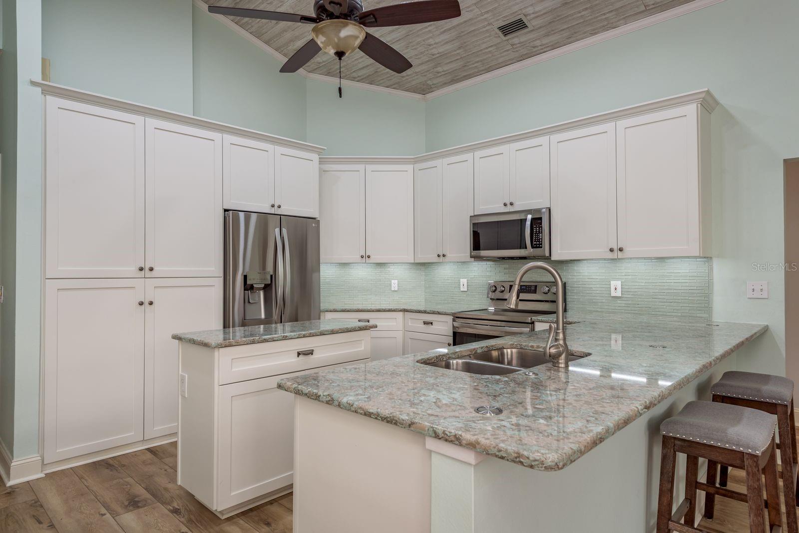 PIPERS MEADOW - Residential