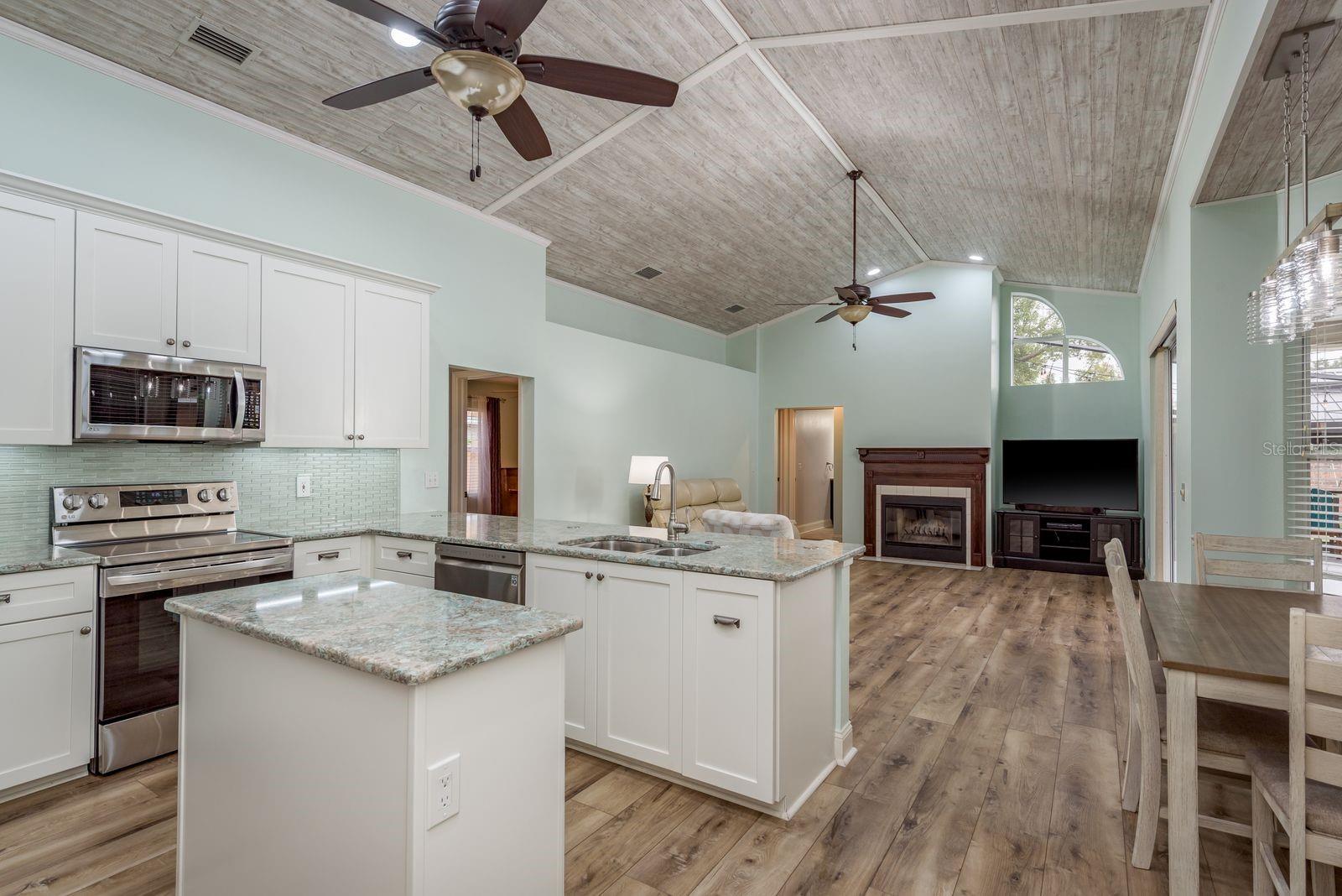 PIPERS MEADOW - Residential