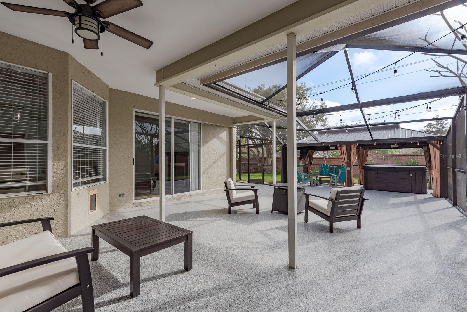 PIPERS MEADOW - Residential