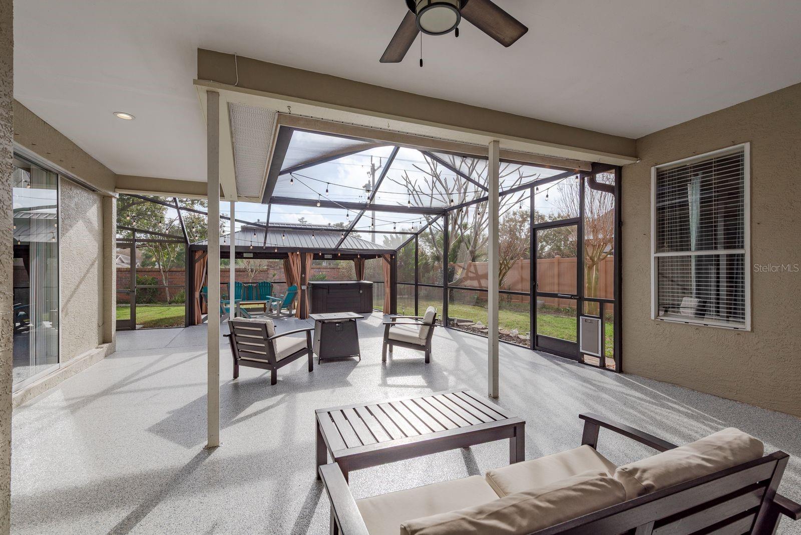 PIPERS MEADOW - Residential