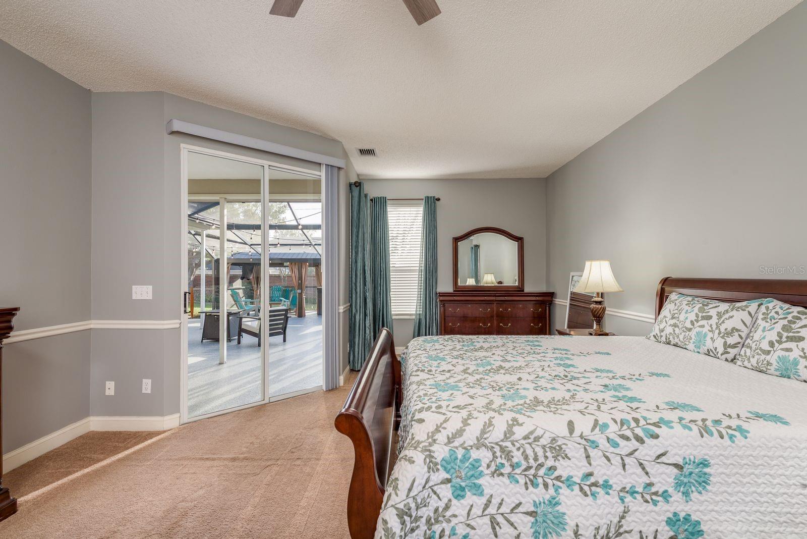 PIPERS MEADOW - Residential