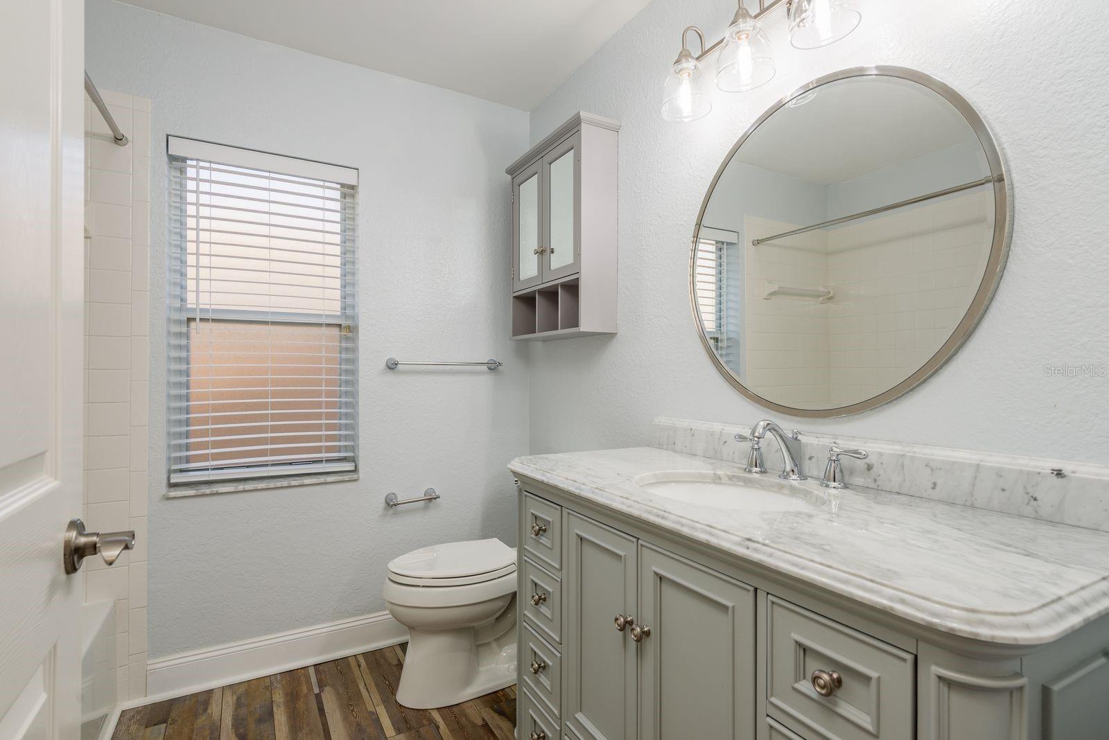 PIPERS MEADOW - Residential