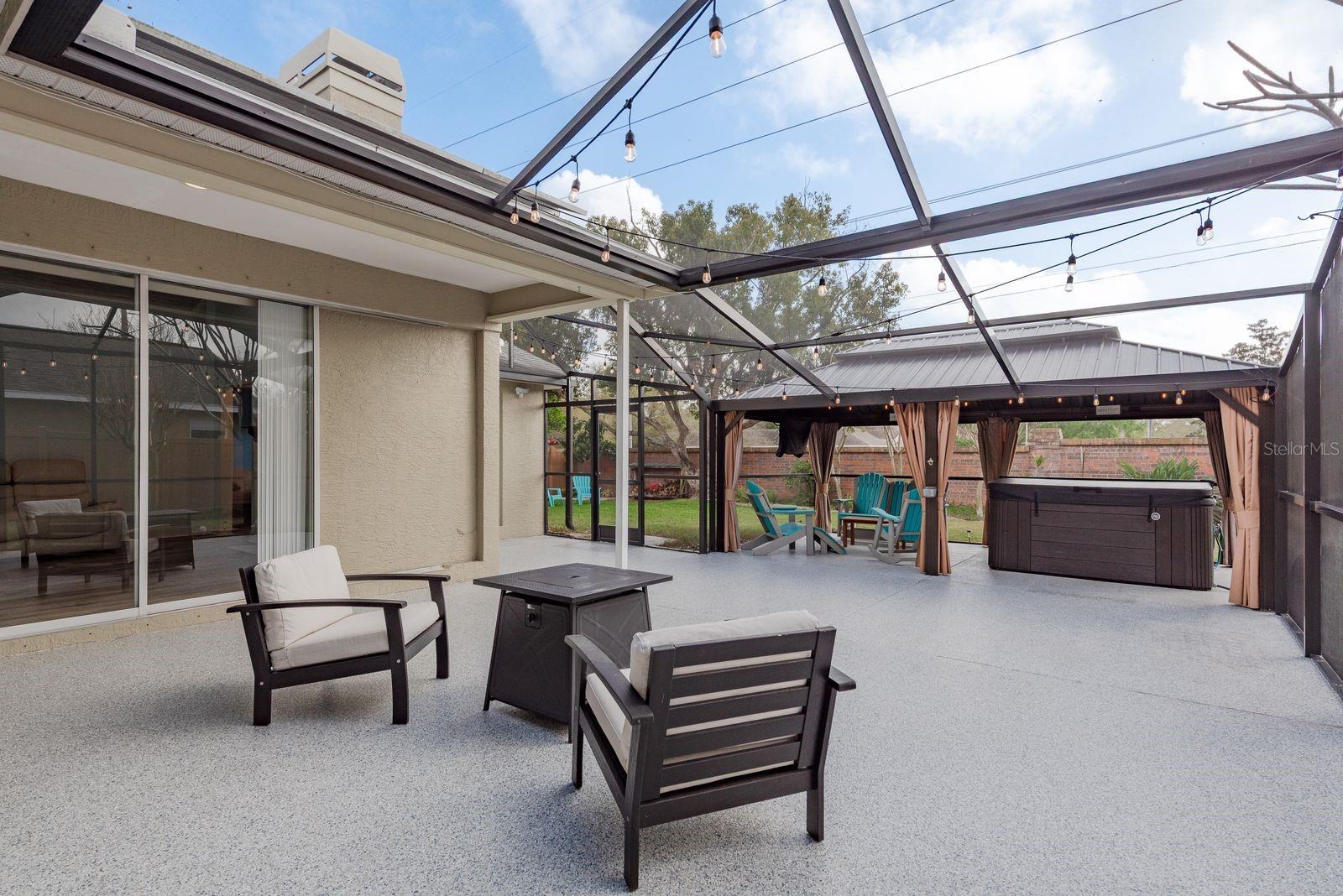 PIPERS MEADOW - Residential