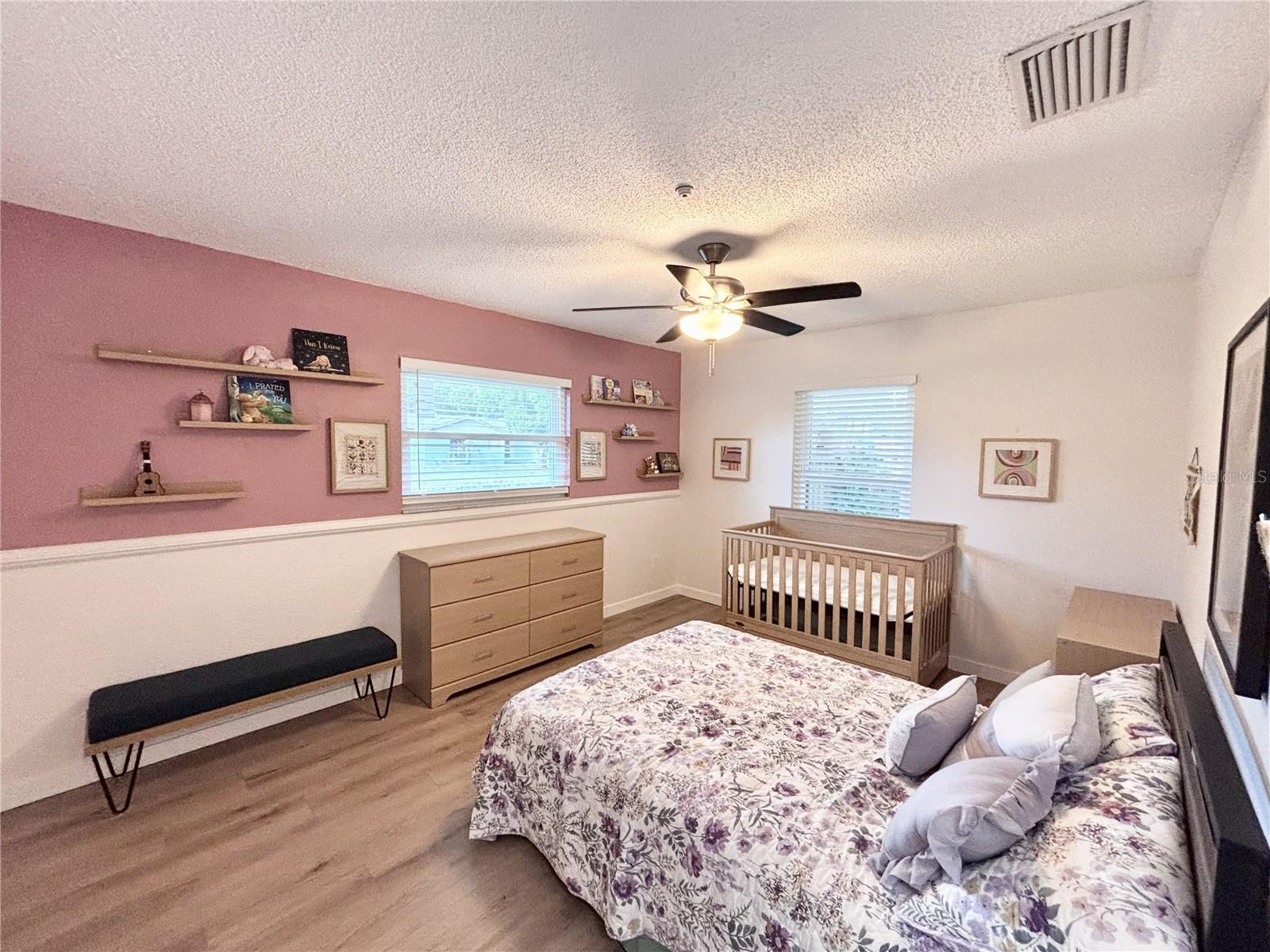 COUNTRY CLUB HEIGHTS - Residential