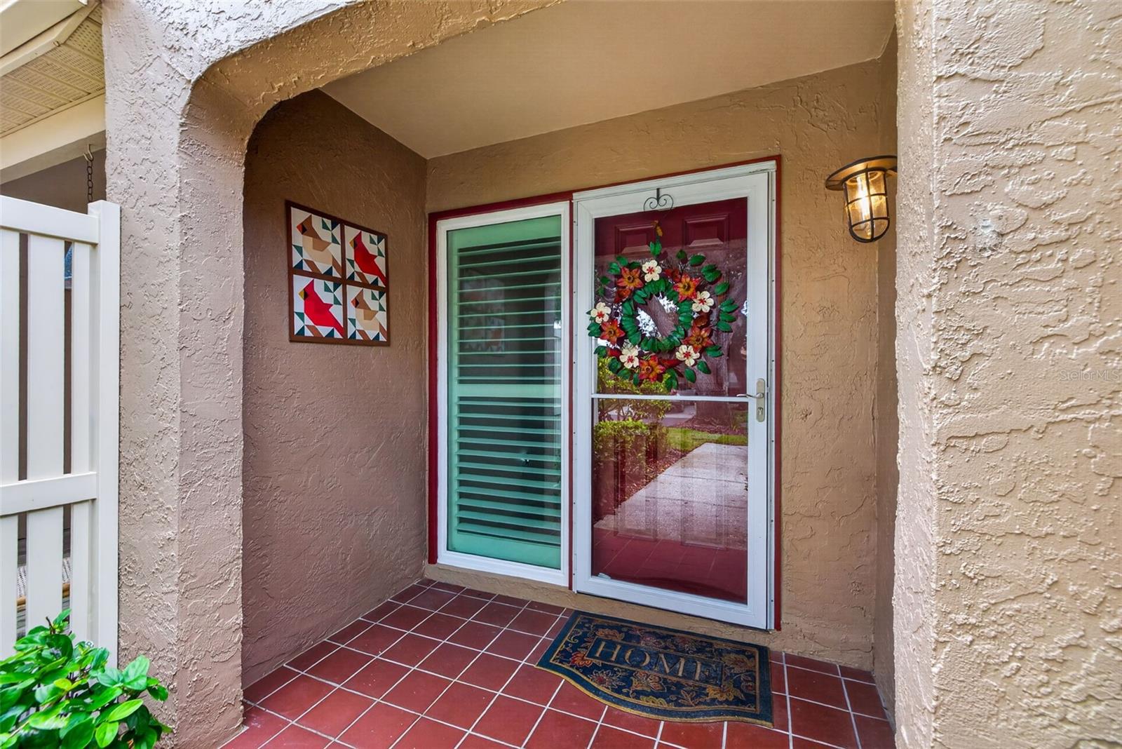 495 ST TROPEZ CIRCLE NE