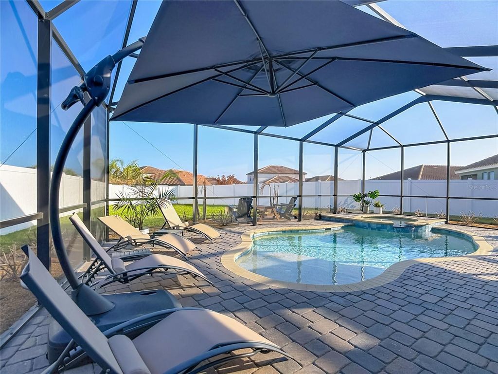 Photo of 4059 Prima Lago Circle, Lakeland, FL 33810 (MLS # L4960180)