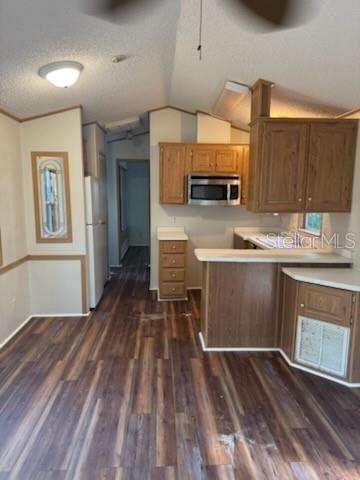 ROYAL HIGHLANDS - Residential Lease