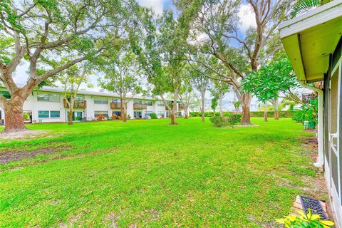 A home in SEMINOLE