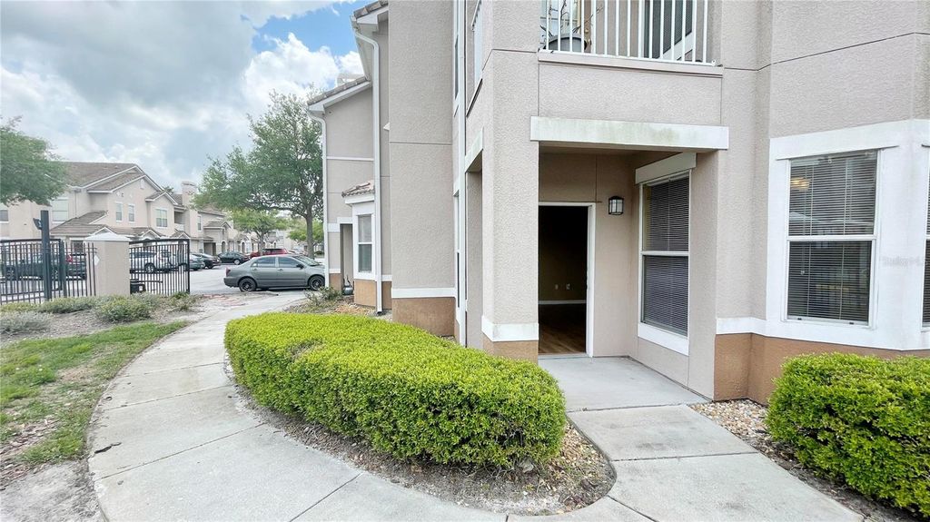 Photo of 18022 Villa Creek Drive #18022, Tampa, FL 33647 (MLS # O6352460)