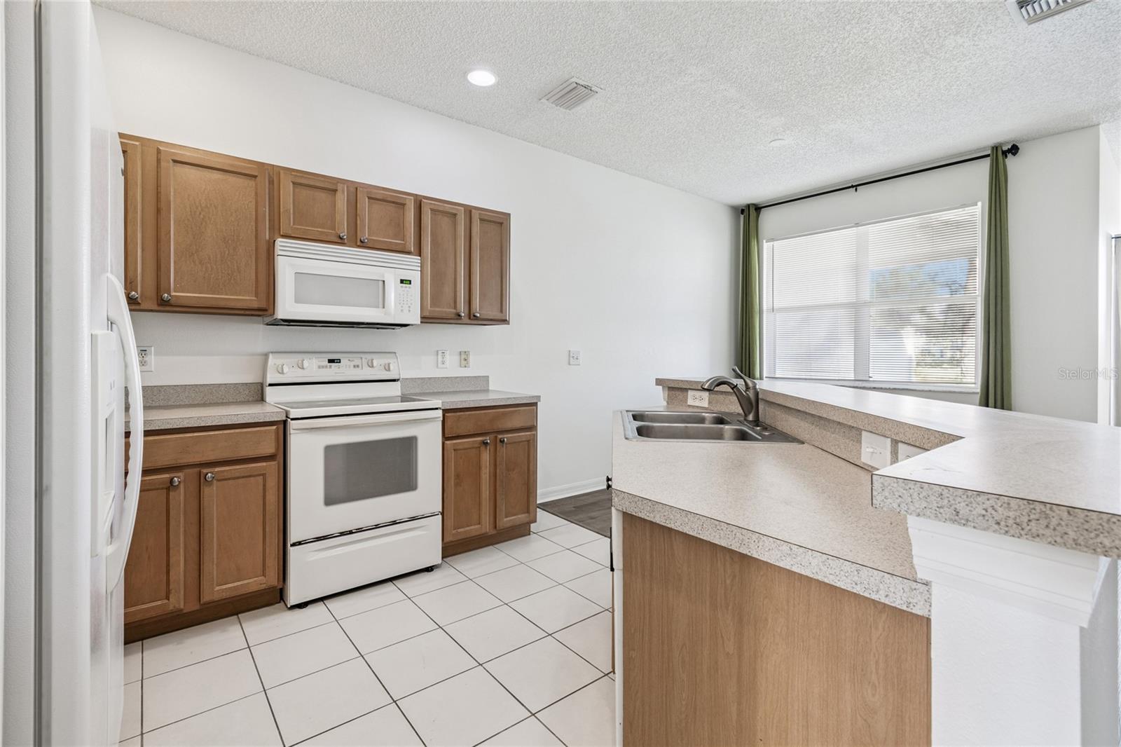 BRIGHTON BAY - Residential Lease