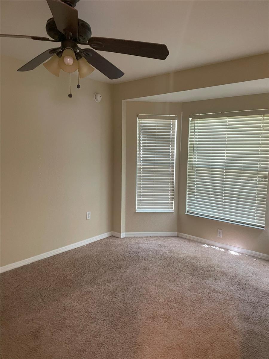 AYERSWORTH GLEN - Residential