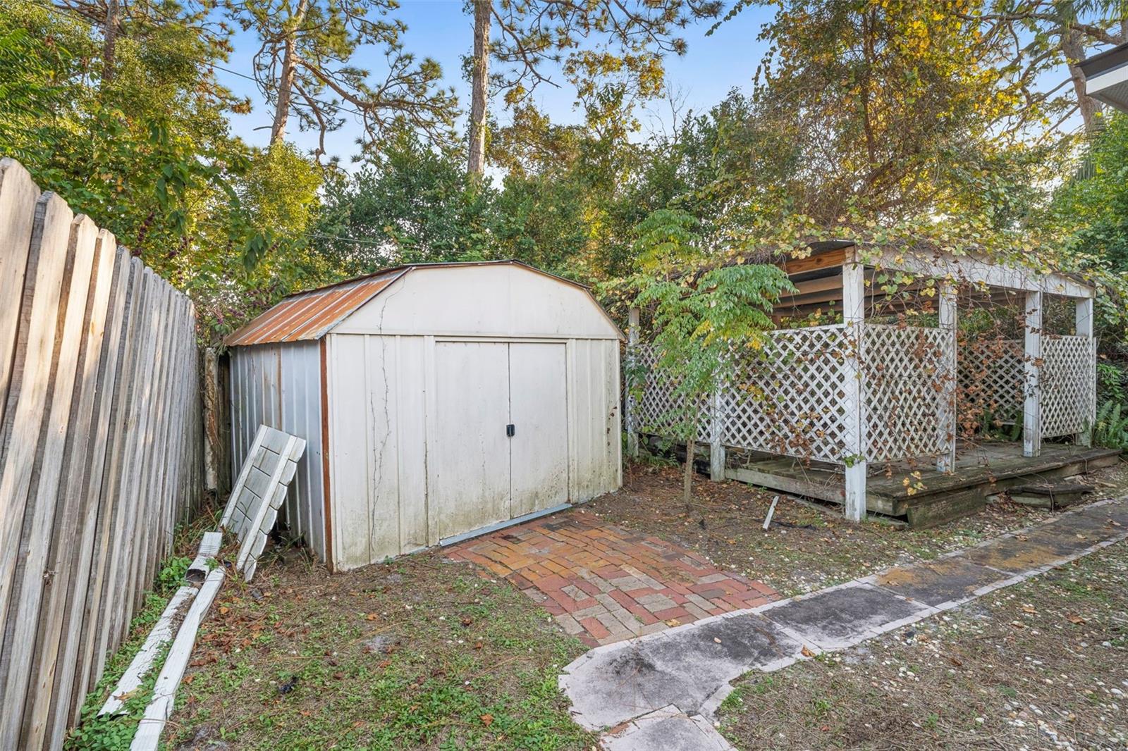 DELTONA LAKES UNIT 38 - Residential