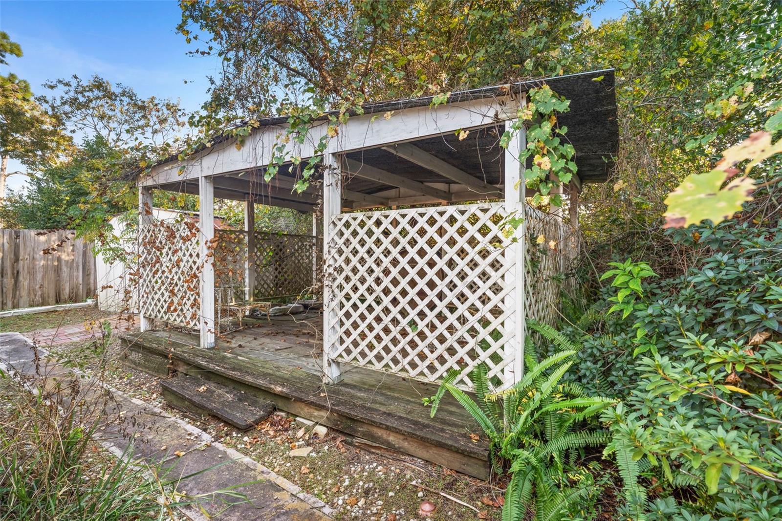 DELTONA LAKES UNIT 38 - Residential