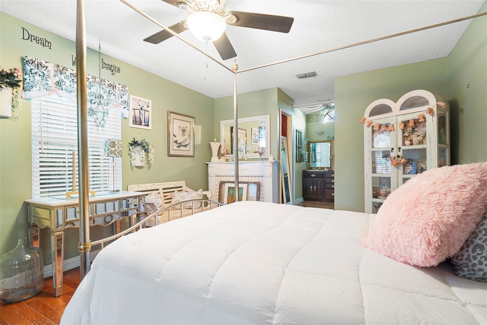 DELTONA LAKES UNIT 38 - Residential