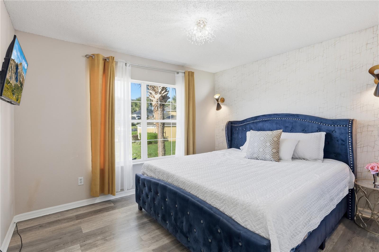 EMERALD ISLAND RESORT PH 1 - Residential