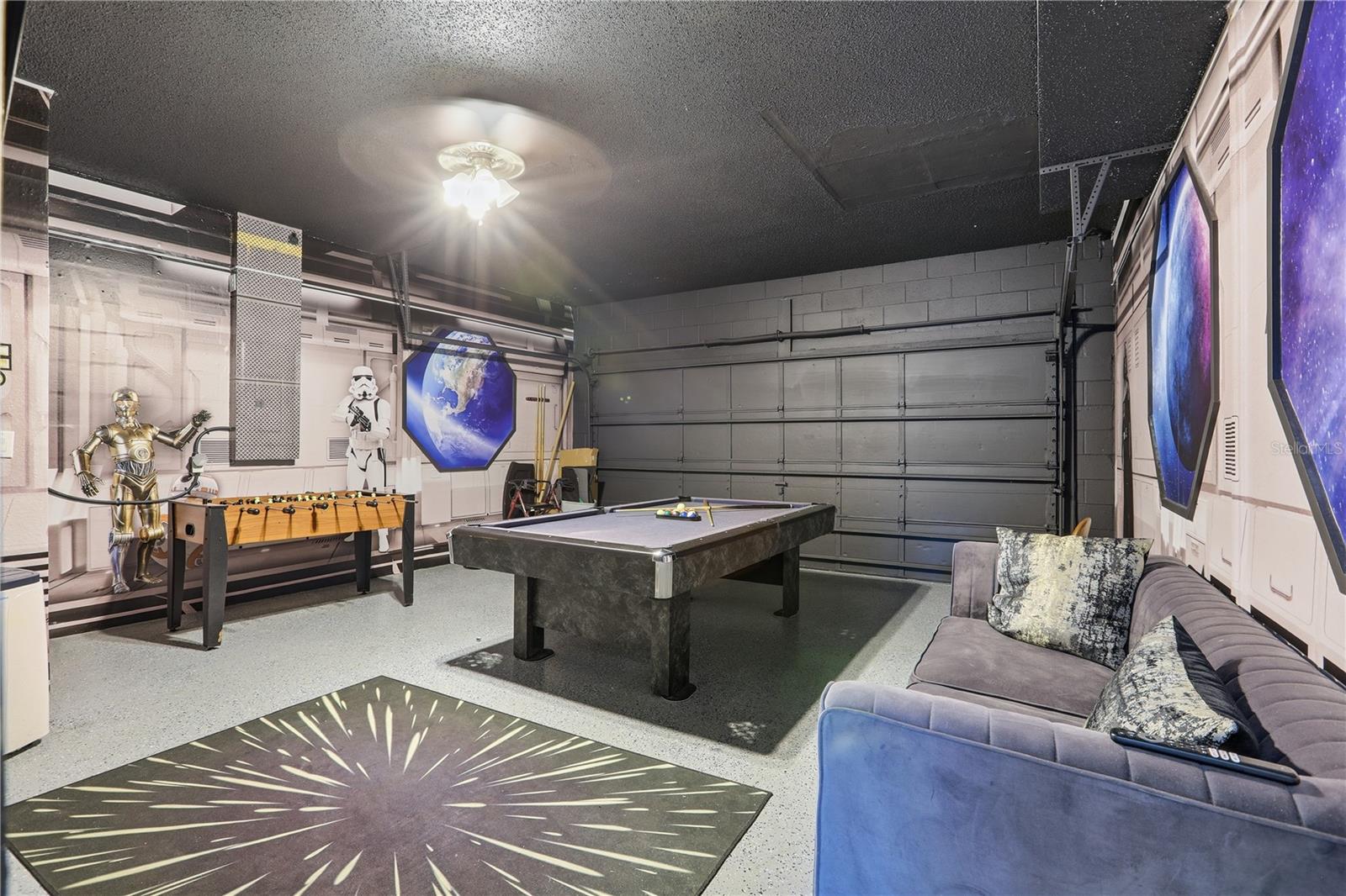 EMERALD ISLAND RESORT PH 1 - Residential