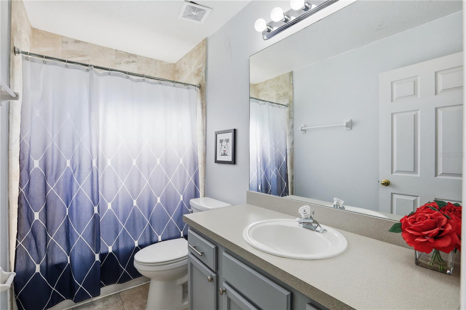 EMERALD ISLAND RESORT PH 1 - Residential