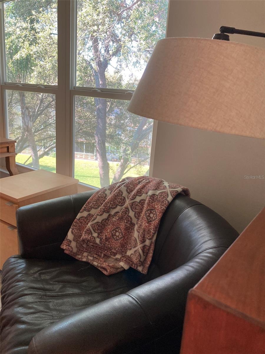 FIVE TOWNS OF ST PETE - Residential Lease