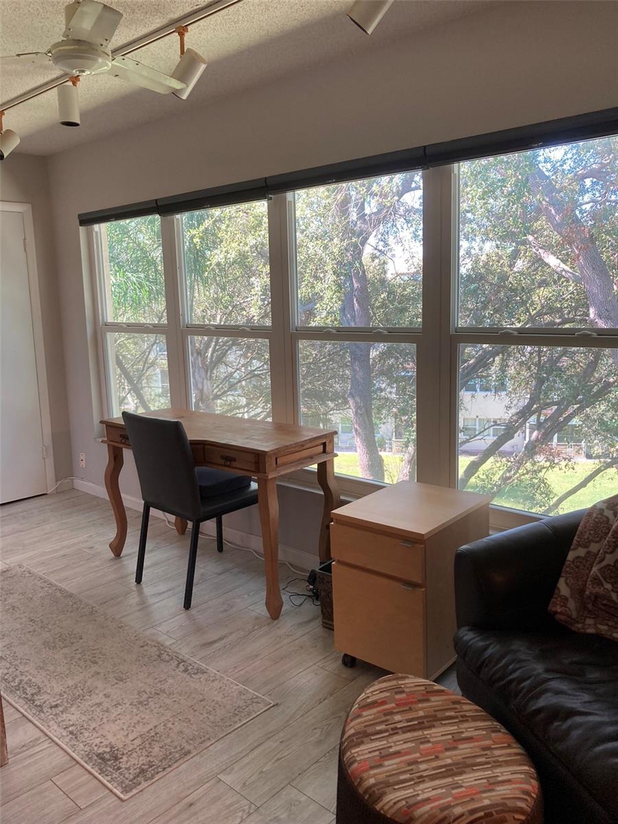 FIVE TOWNS OF ST PETE - Residential Lease