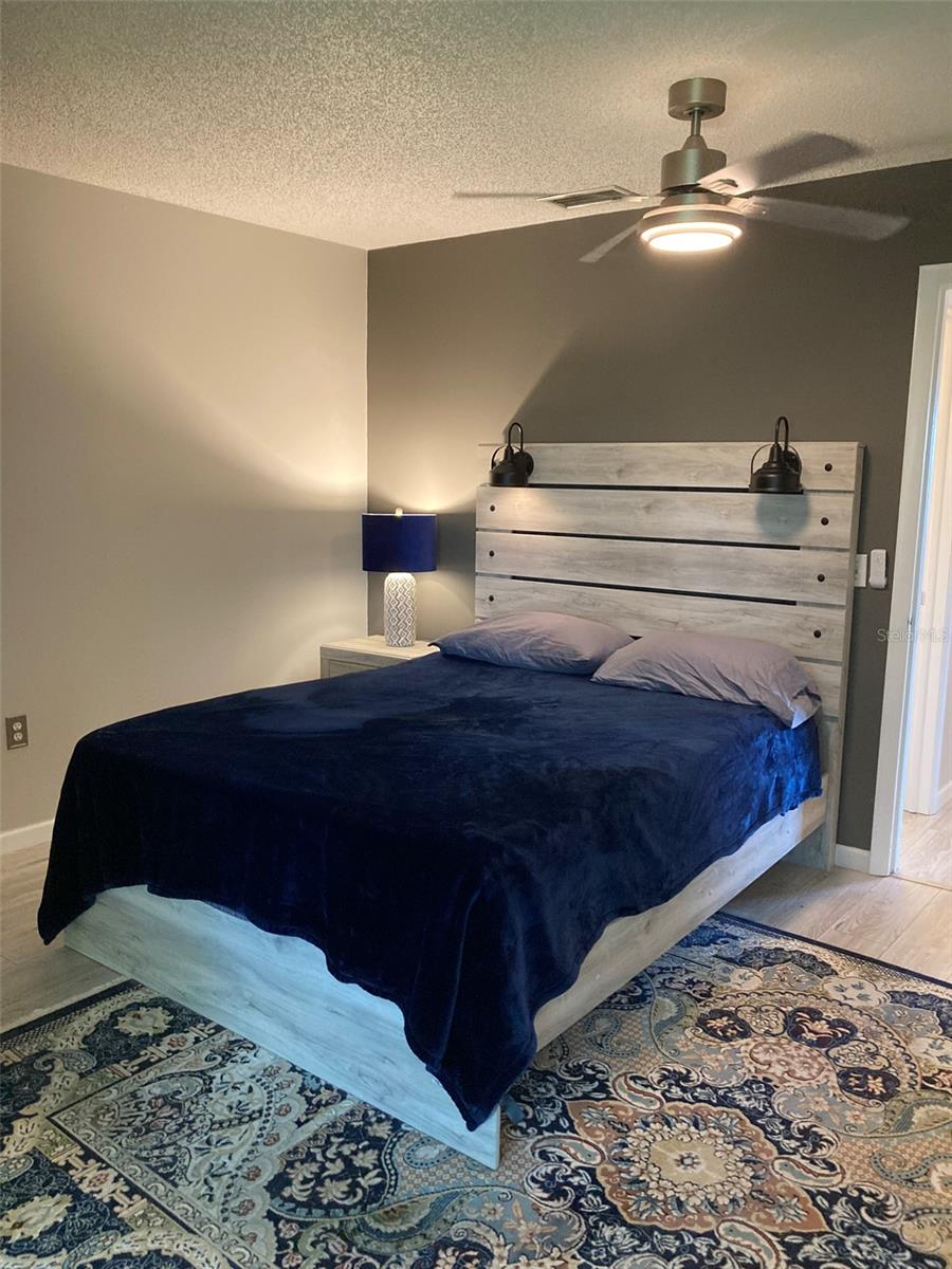 FIVE TOWNS OF ST PETE - Residential Lease