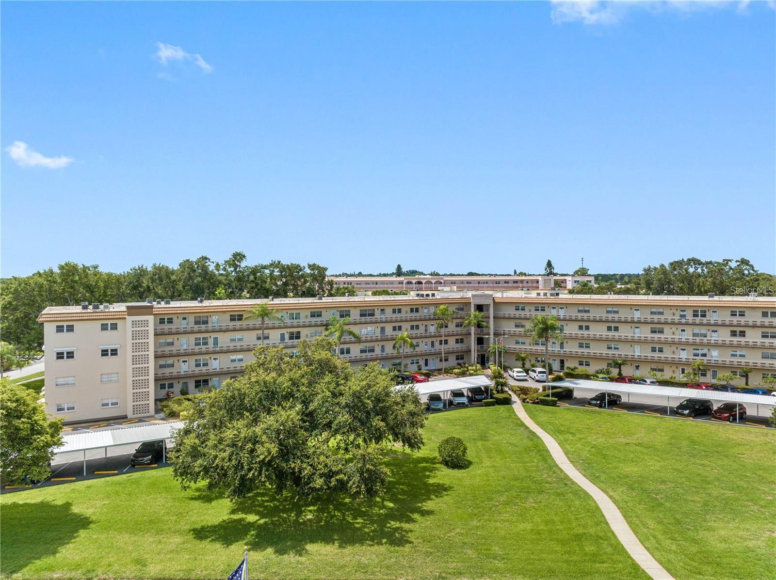 FIVE TOWNS OF ST PETE - Residential Lease
