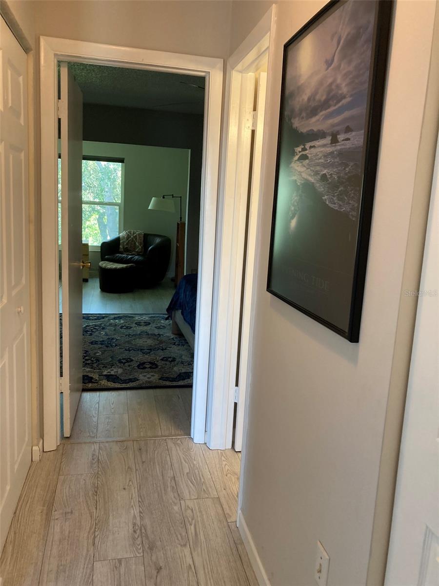 FIVE TOWNS OF ST PETE - Residential Lease