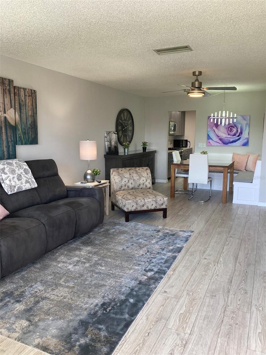 FIVE TOWNS OF ST PETE - Residential Lease