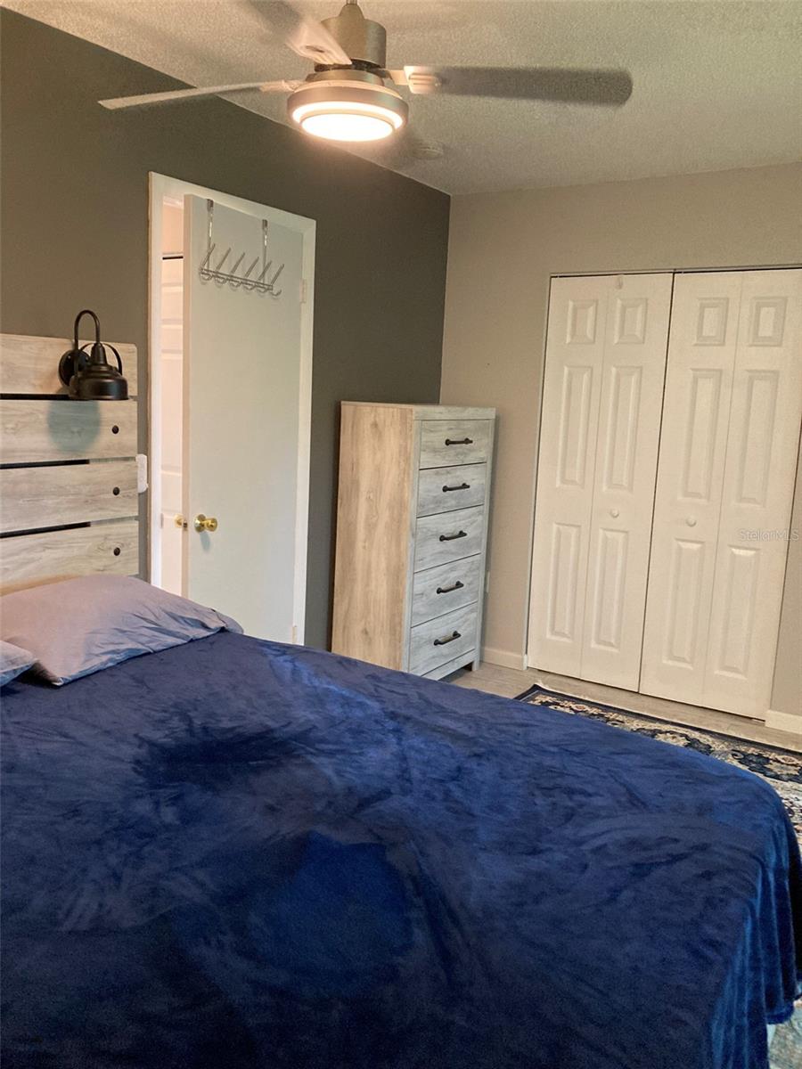 FIVE TOWNS OF ST PETE - Residential Lease