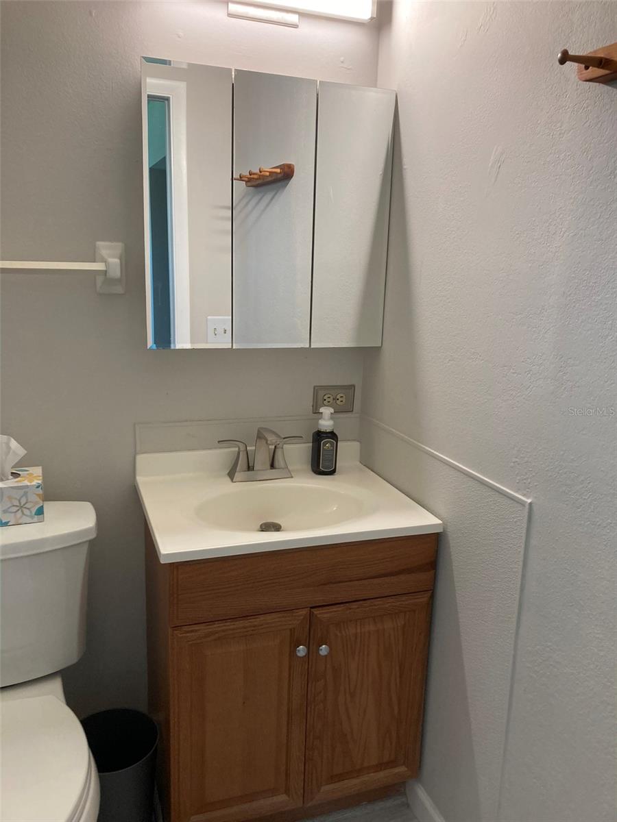 FIVE TOWNS OF ST PETE - Residential Lease