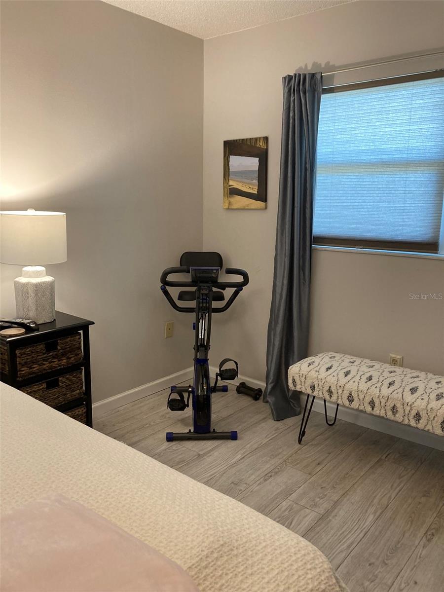 FIVE TOWNS OF ST PETE - Residential Lease