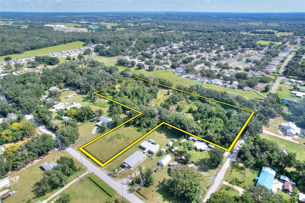 Photo of 2932 Washington Road, Valrico, FL 33594 (MLS # TB8555175)
