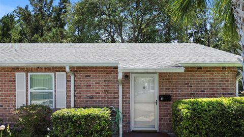 Photo of 3 Fairway Court, Deland, FL 32724 (MLS # V4942218)