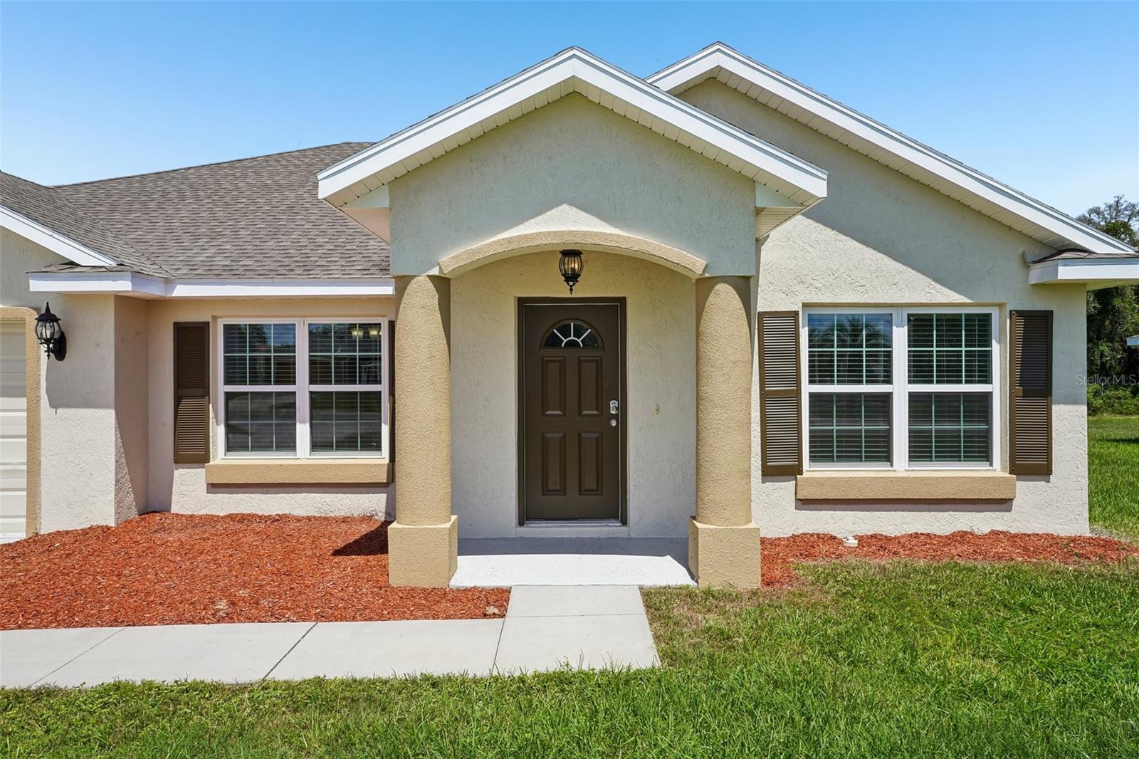 387 MARION OAKS LANE