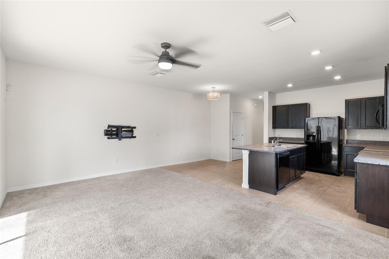 EAGLE PALM PH 3B - Residential