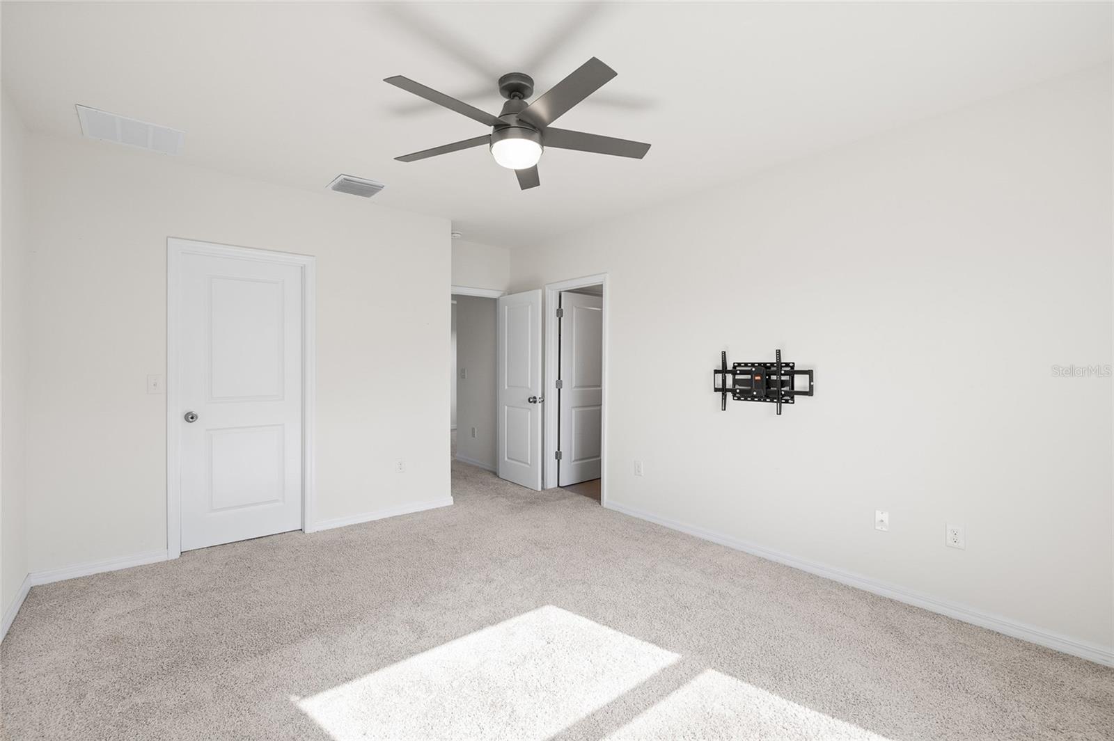 EAGLE PALM PH 3B - Residential