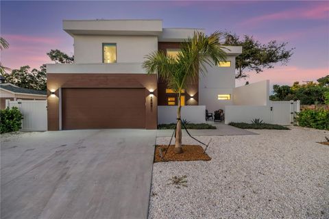 2065 GOLDENROD STREET SARASOTA FL 34239